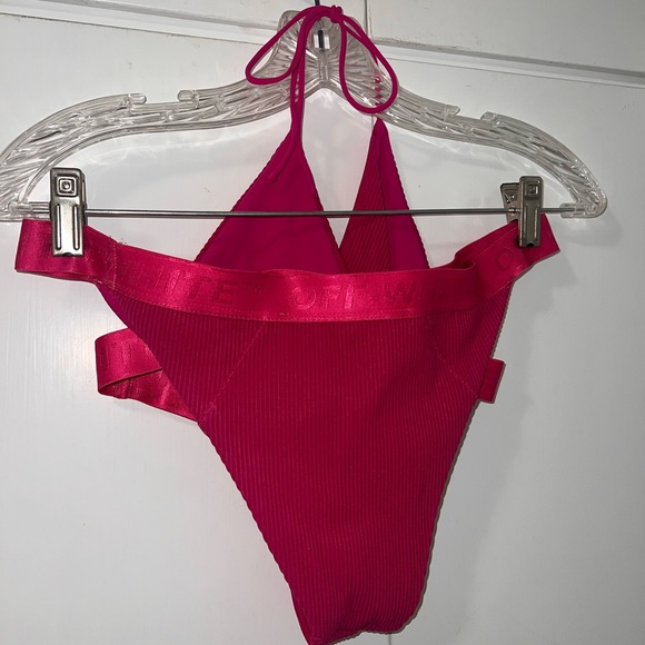 Off white pink bikini - Picture 6 of 8